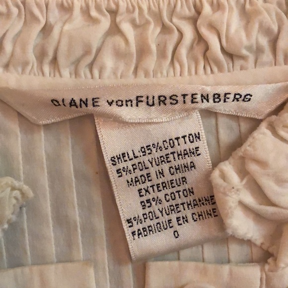 White long sleeve blouse. Size 0. - Picture 6 of 8